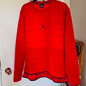 like new Jordan pulloverl